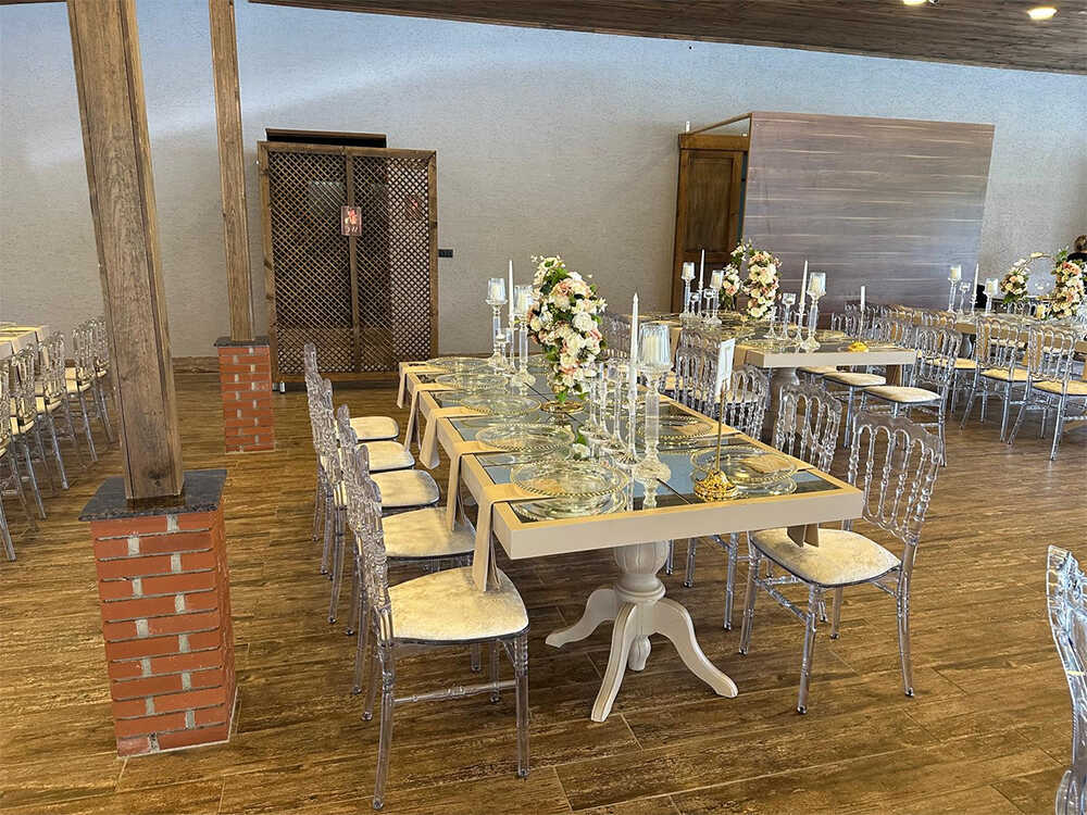 Pleksi Napolyon Sandalye Kiralama Hizmeti | Hemen Teklif Alın ve Rezervasyon Yapın