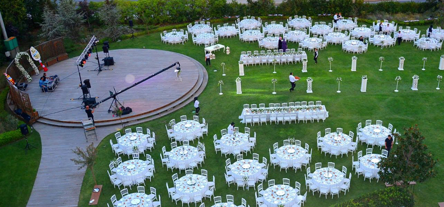 Hadımköy Düğün Organizasyonu için Masa Sandalye Kiralama Hizmeti Verdik